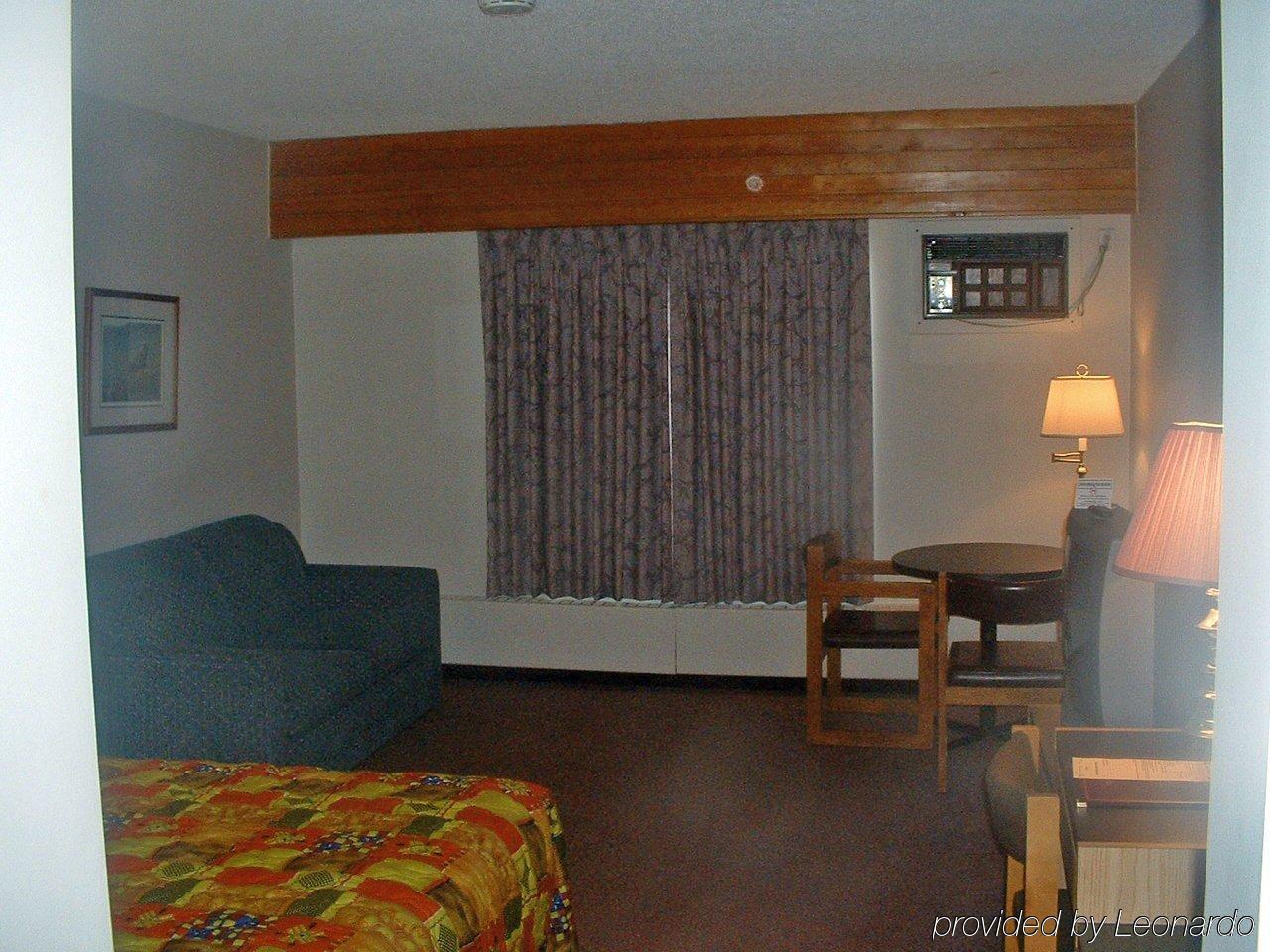 Walking Eagle Inn & Lodge Rocky Mountain House Quarto foto