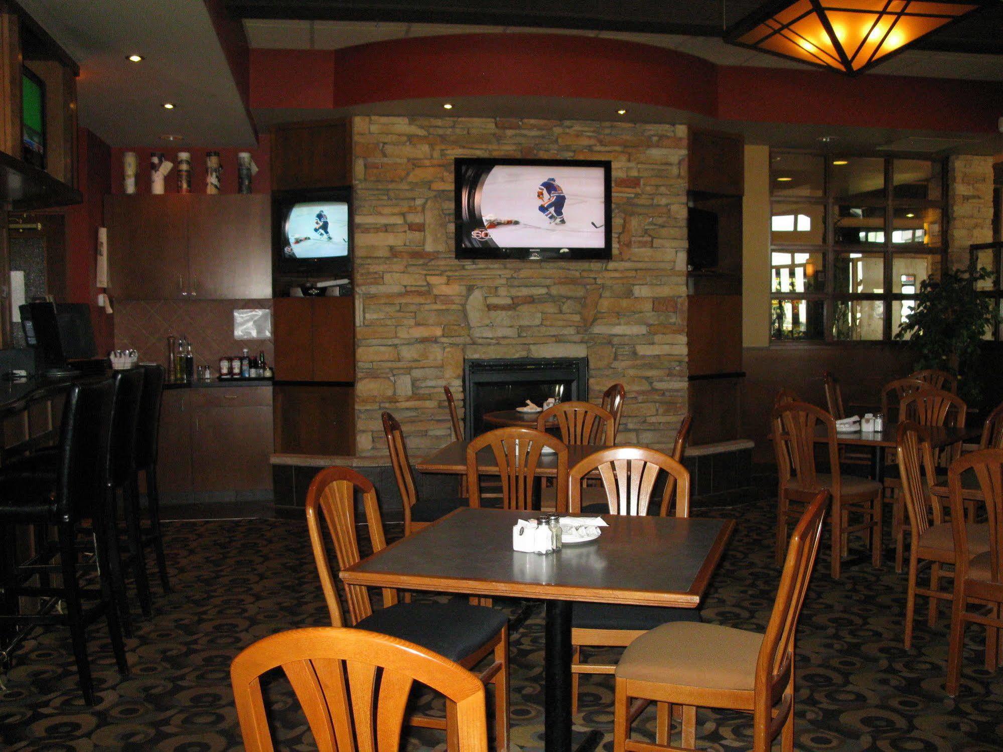 Walking Eagle Inn & Lodge Rocky Mountain House Exterior foto