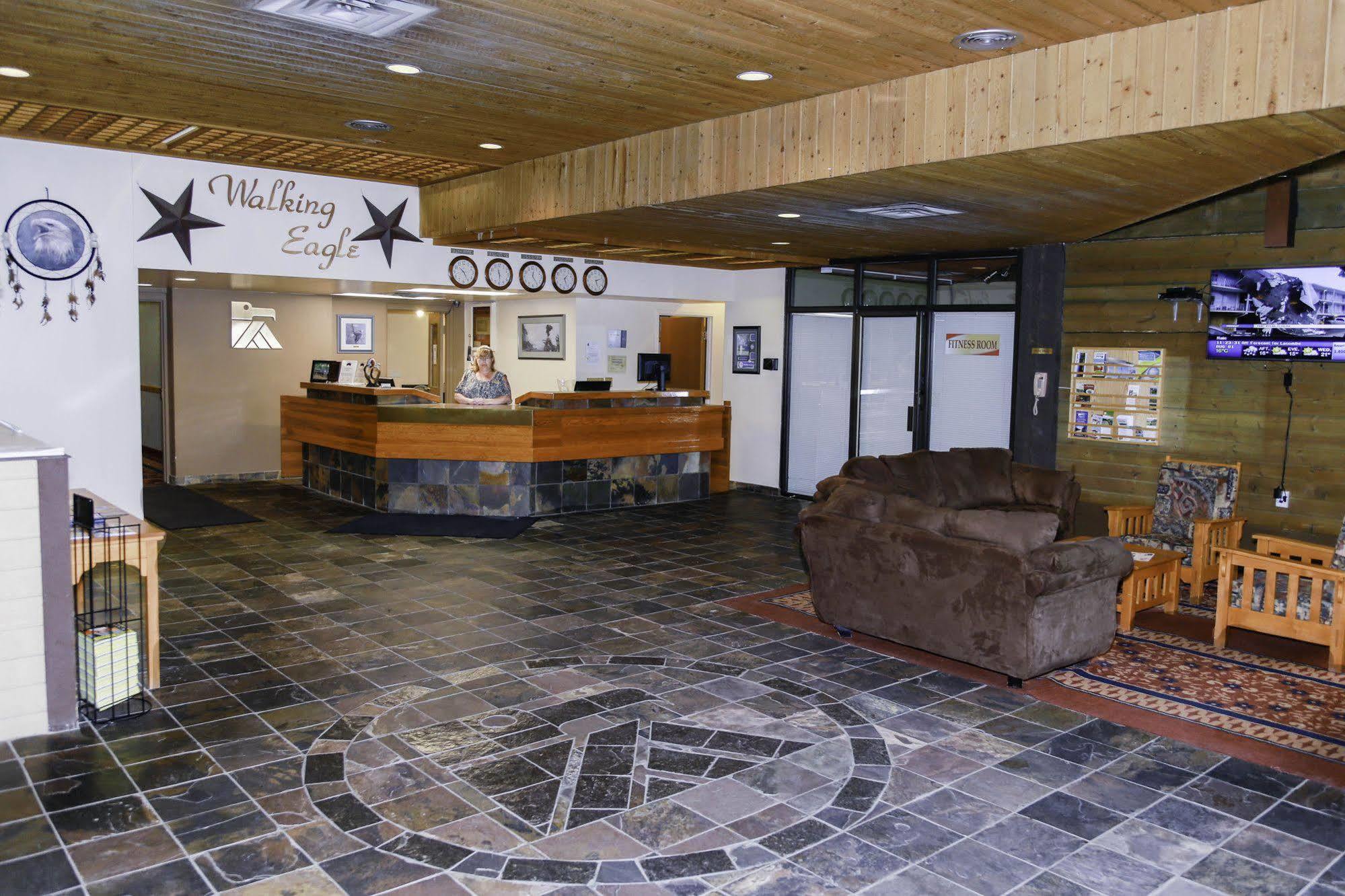 Walking Eagle Inn & Lodge Rocky Mountain House Exterior foto